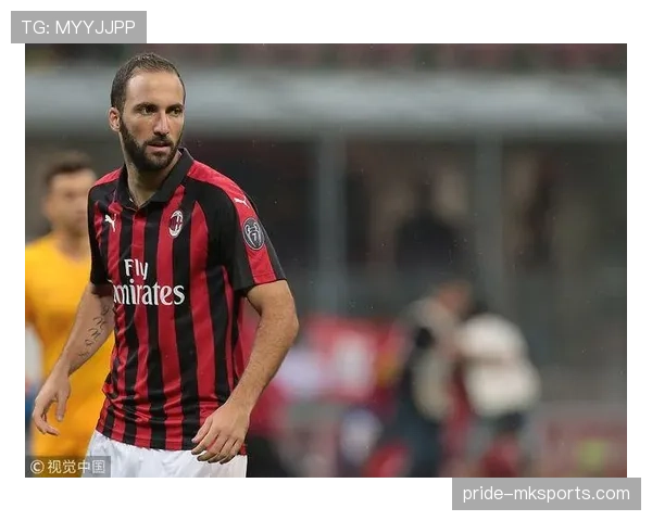 恰尔汗奥卢状态回暖成关键，赛场表现提振球队前景