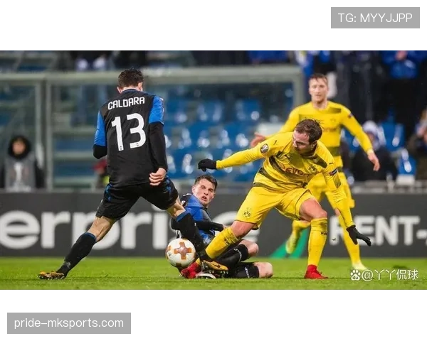 多特蒙德战术失衡与阵容缺陷交织，争冠形势受挫折射体系危机